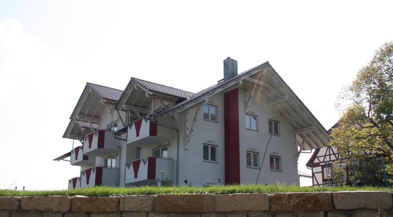 Zum Kreuzritter Aparthotel Wuestenrot Esterno foto