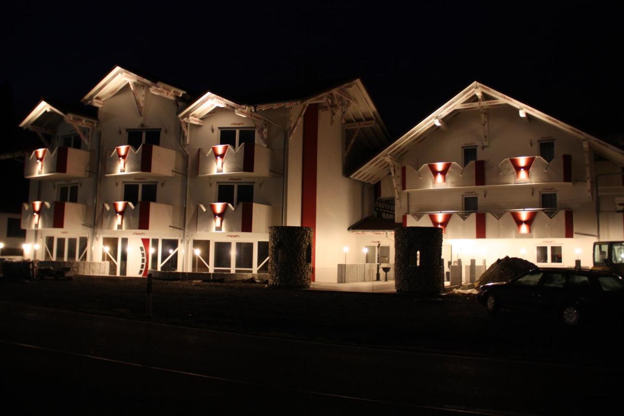 Zum Kreuzritter Aparthotel Wuestenrot Esterno foto